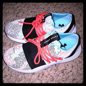 Under armor shoes